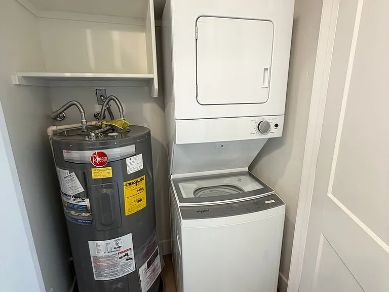 1410 S Newell St #100 — Photo 11