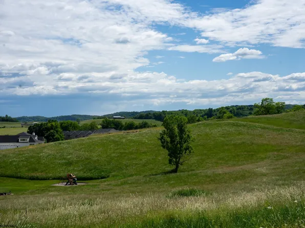 LOT 10 Farmhouse Ln, Morgantown, WV 26501