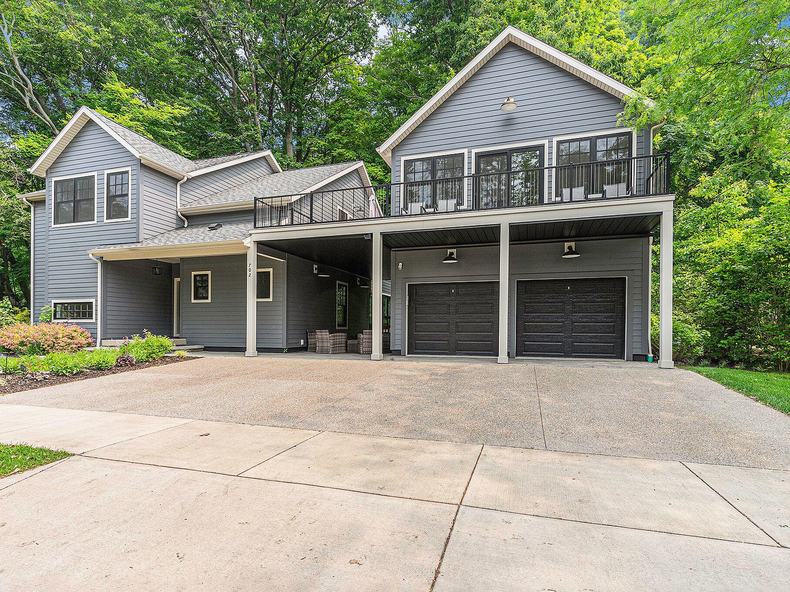 702 Lake St, Saugatuck, MI 49453 MLS 23027105 Zillow