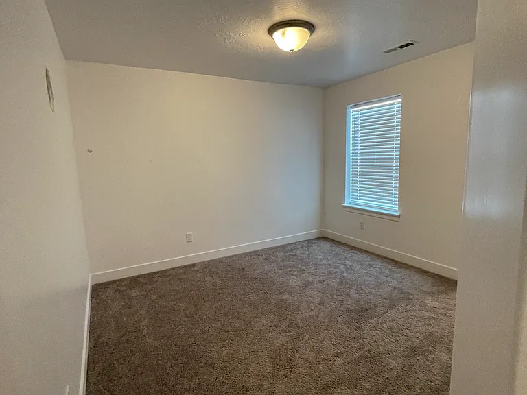 4772 E Silver Ridge Rd — Photo 26