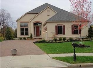 3840 Stonewater Dr, Columbus, OH 43221