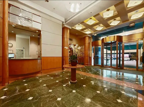 301 West 57th Street image 27 of 33