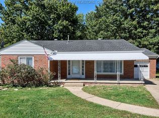 7 Hallison Cir, Milton, WV 25541