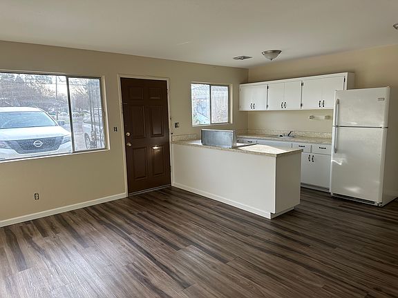 2nd image of 2423 North Ave #D