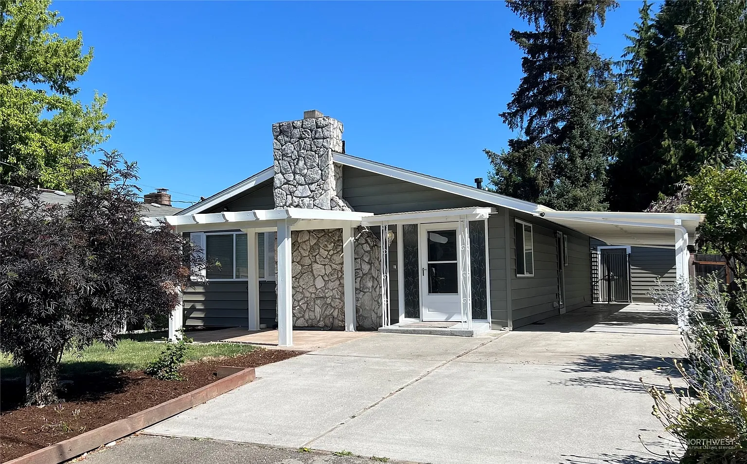 1219 9th Avenue SW photo 1