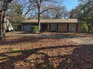 517 Dogwood Ln, Lindale, TX 75771