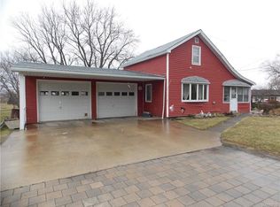 4009 Lower Mountain Rd, LOCKPORT, NY 14094