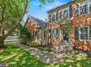 12430 Galesville Dr, Gaithersburg, MD 20878
