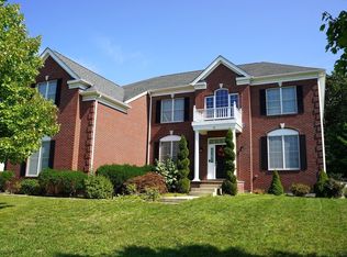 36 Lexington Dr, East Walpole, MA 02032