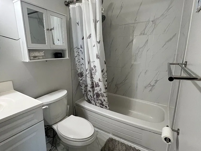 131 Taunton Rd E #409 — Photo 16