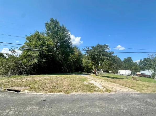 724 W Lincoln St, Sulphur, LA 70663