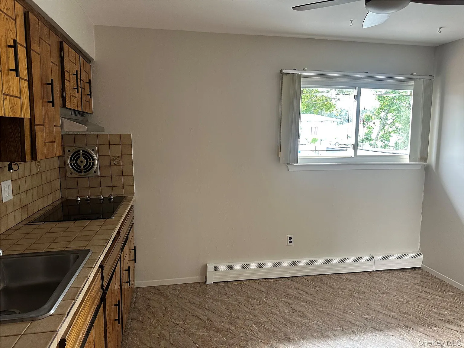 2 bed, 1.0 bath, 950 sqft, $3,000 — Photo 4