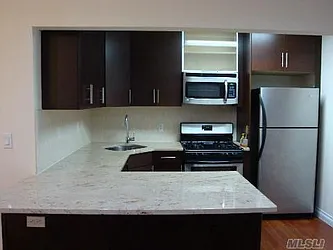 Sold by AAA Young Shuen Realty Inc.