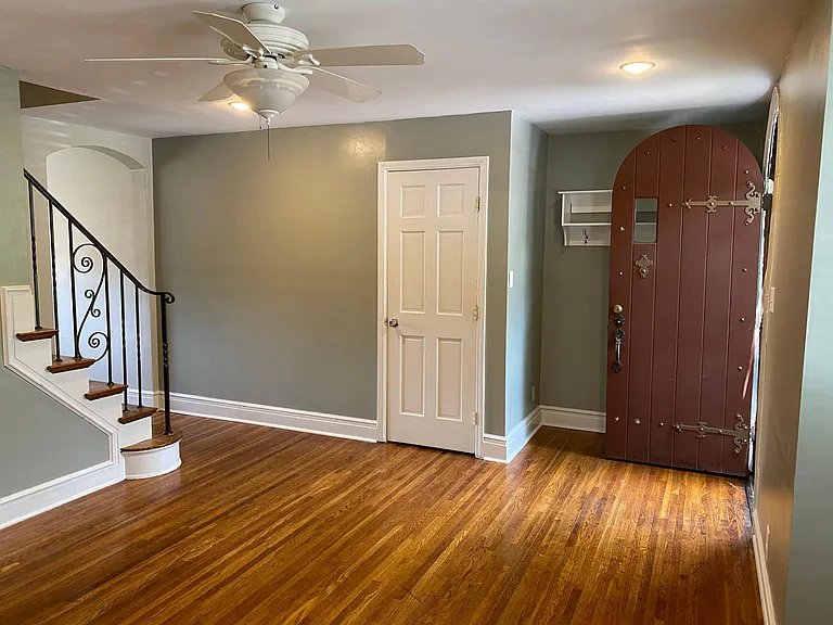 235 Rhoads Ave — Photo 5