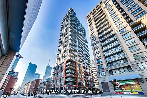 126 Simcoe St #302 Photo 1
