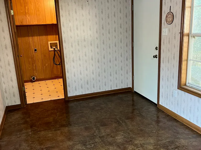 154 Bloomfield Loop — Photo 11