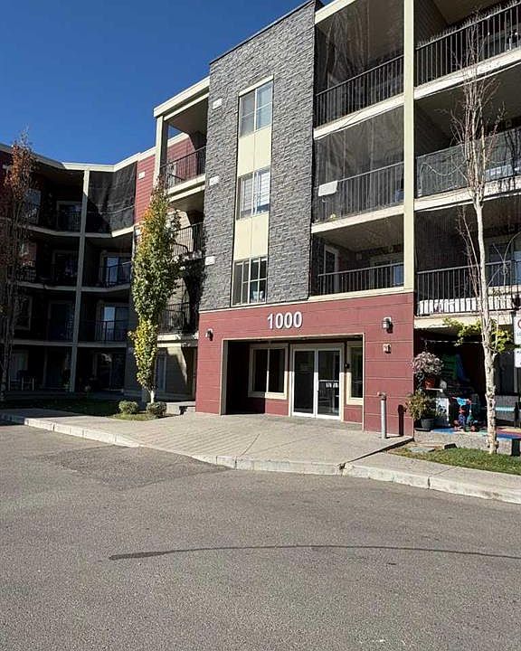 1st image of 5 S Saddlestone Way NE #218