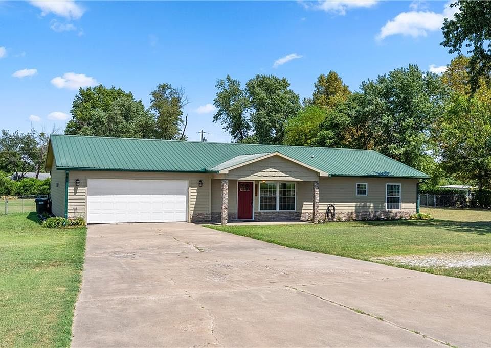1st image of 3949 County Road 4000