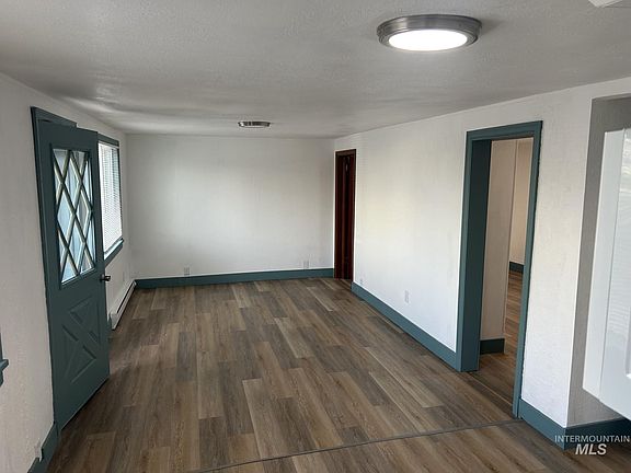 5th image of 506 4th Ave