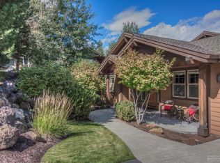 3247 NW Fairway Heights Dr, Bend, OR 97703