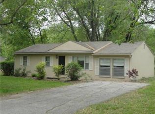 17204 Monte Verde Dr, Belton, MO 64012