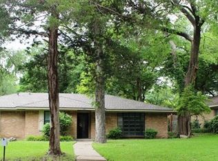 1241 Springbrook Dr, Desoto, TX 75115