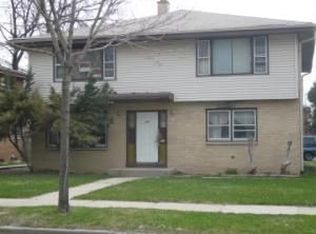 6000 N 63rd St, Milwaukee, WI 53218