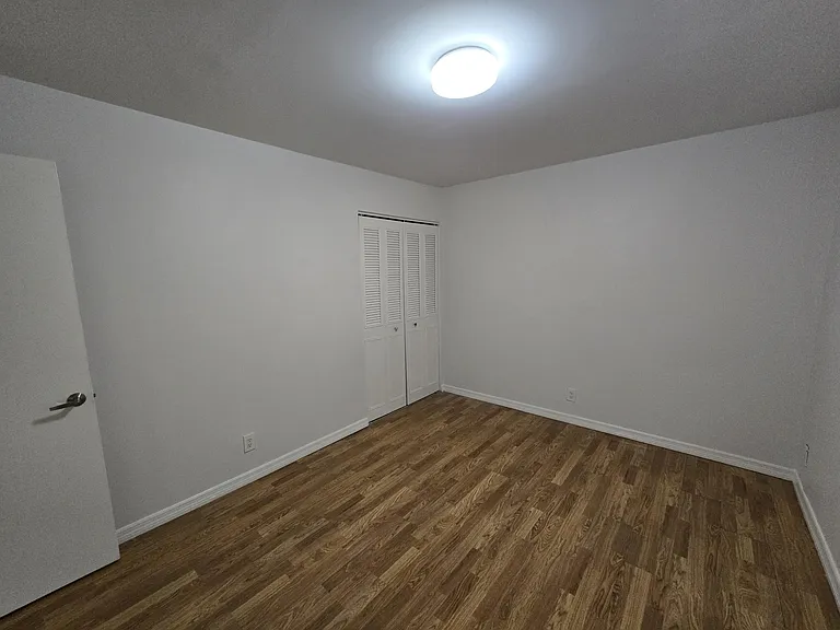 4503 NW 6th Ave — Photo 15