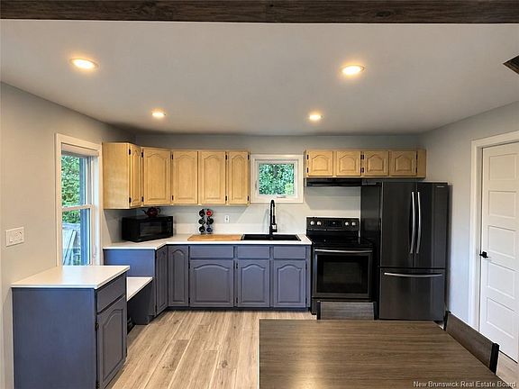2nd image of 644 Canada Rd