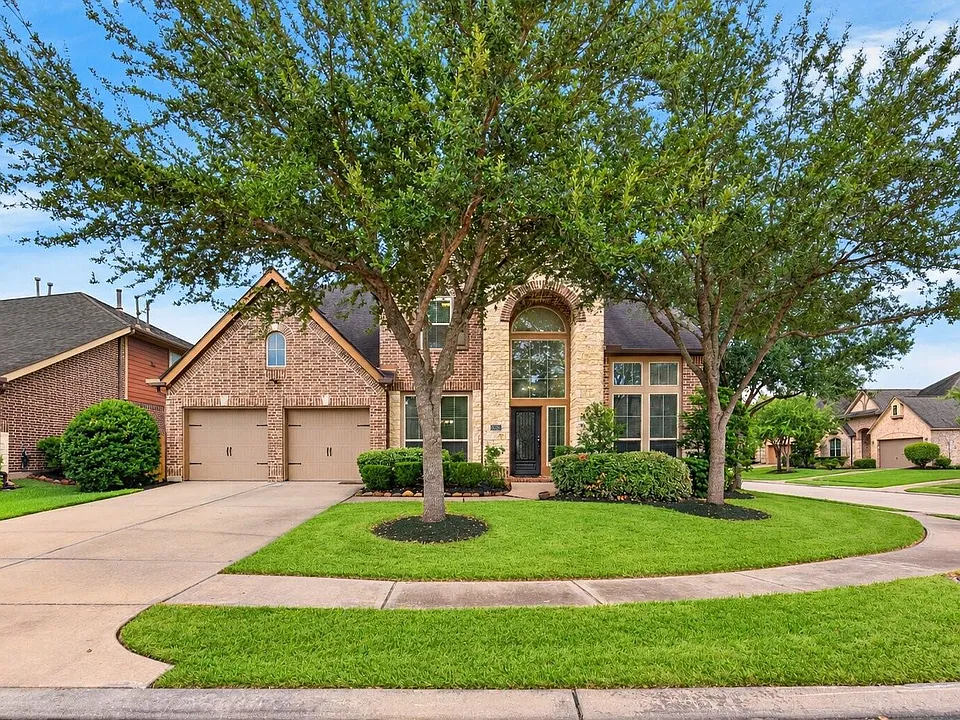 3505 Harvest Moon Ln