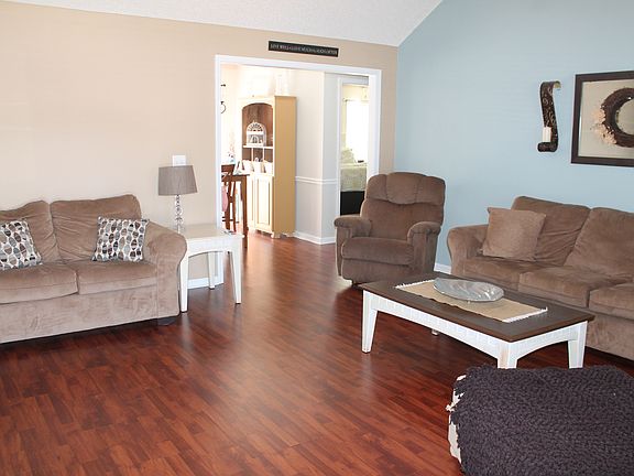 2nd image of 746 Morningside Dr