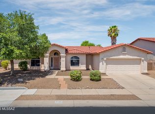 7140 W Maple Ridge Dr, Tucson, AZ 85743