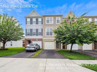 15610 John Diskin Cir, Woodbridge, VA 22191
