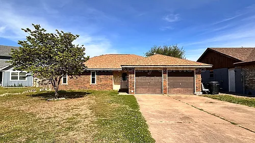 1210 Glenwood Dr Photo 1