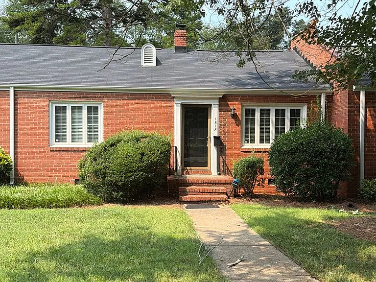 1818 Jameston Dr — Photo 1