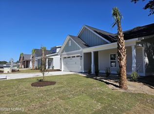 2035 Greenside Manor Dr SW, Ocean Isle Beach, NC 28469