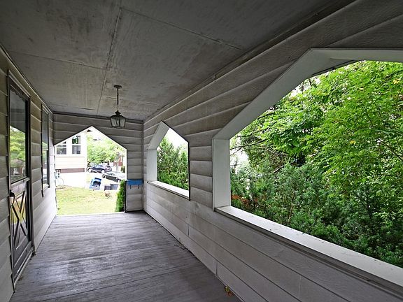 4th image of 5082 Grandview Pl