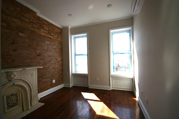 Rented by Rental Solutions Inc | media 29