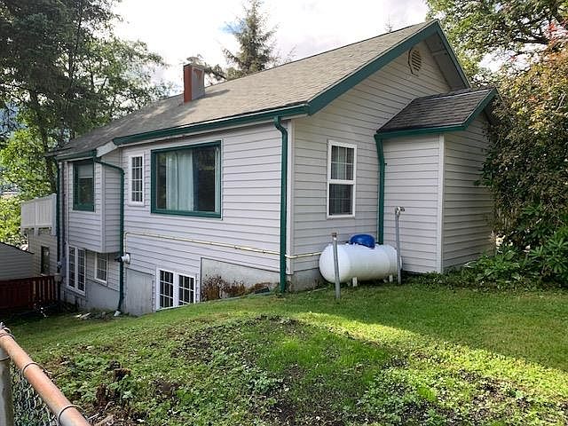 1st image of 229 Behrends Ave