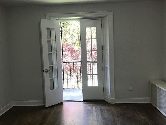 2nd image of 6863 108th St APT 1A
