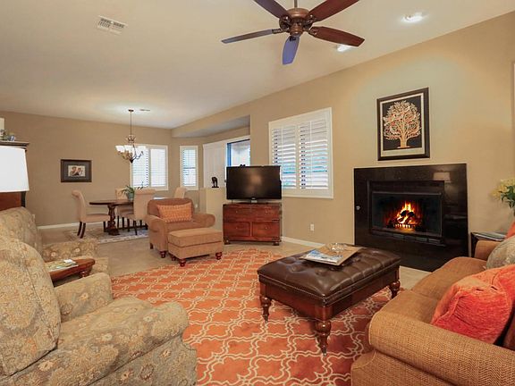 5th image of 92 E Sunridge Pl