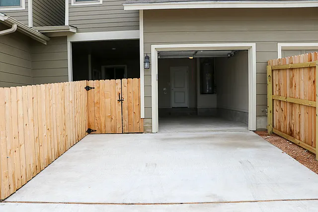 Building Photo - 740 Westfield Blvd #740