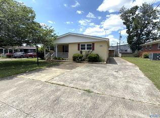 743 W Arbor Dr NW, Huntsville, AL 35811