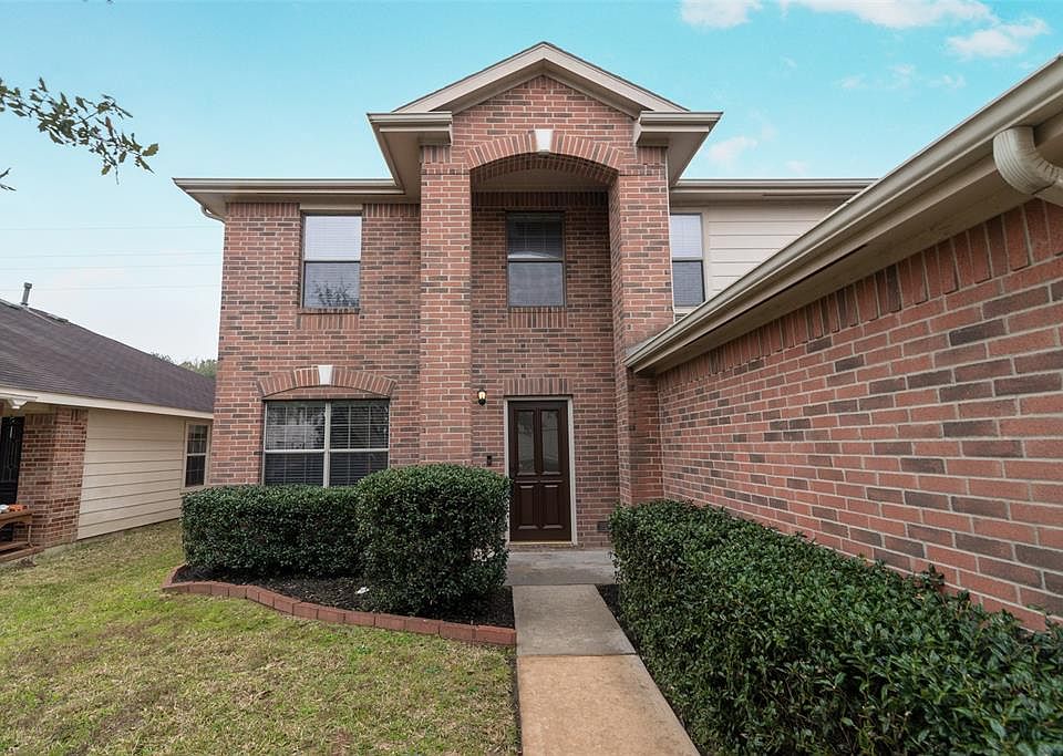 1st image of 15915 Kings Cypress Ln
