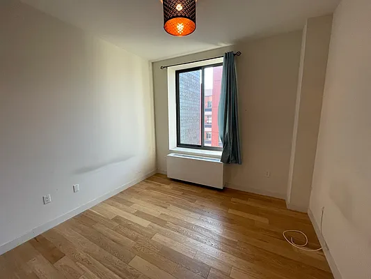 Rented by Voro, LLC | media 13
