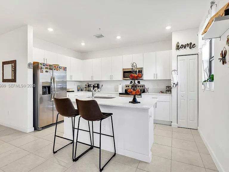 15953 SW 2nd Pl — Photo 4