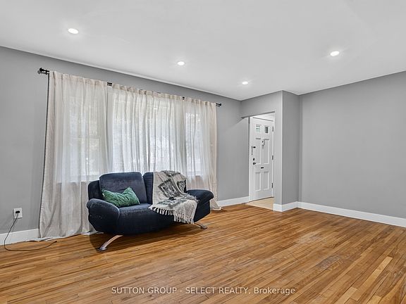 5th image of 1295 York St