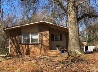 2330 Blecker Dr, Winston Salem, NC 27107