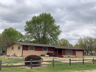 406 Mockingbird Ln, Minneapolis, KS, 67467