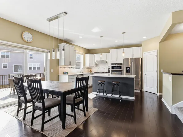 671 Devine Dr, New Brighton, MN 55112